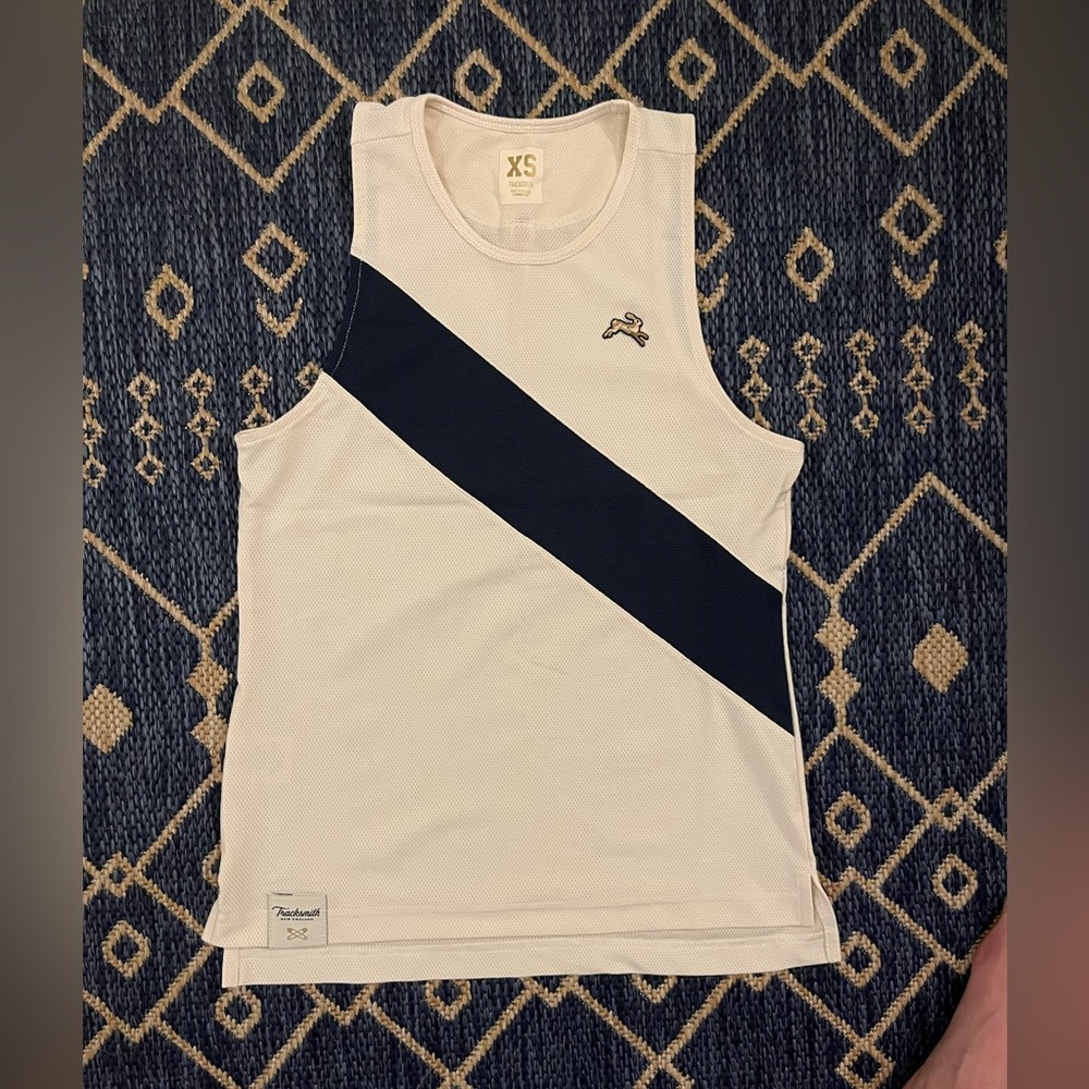 Tracksmith Van Cortlandt Singlet EUC
